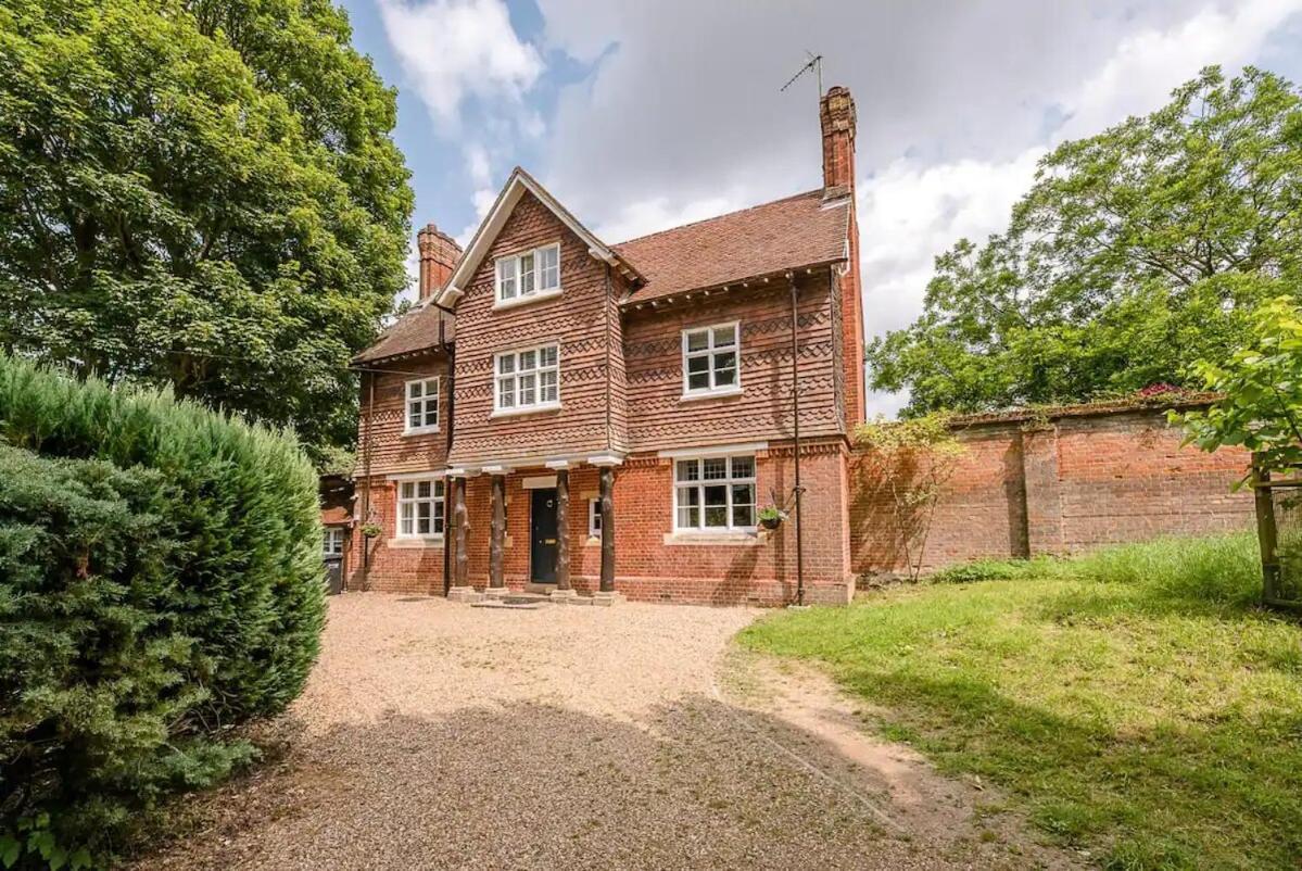 Gardener'S Cottage In Nowton Park, Bury St Edmunds - Pass The Keys Bury St. Edmunds Exterior photo