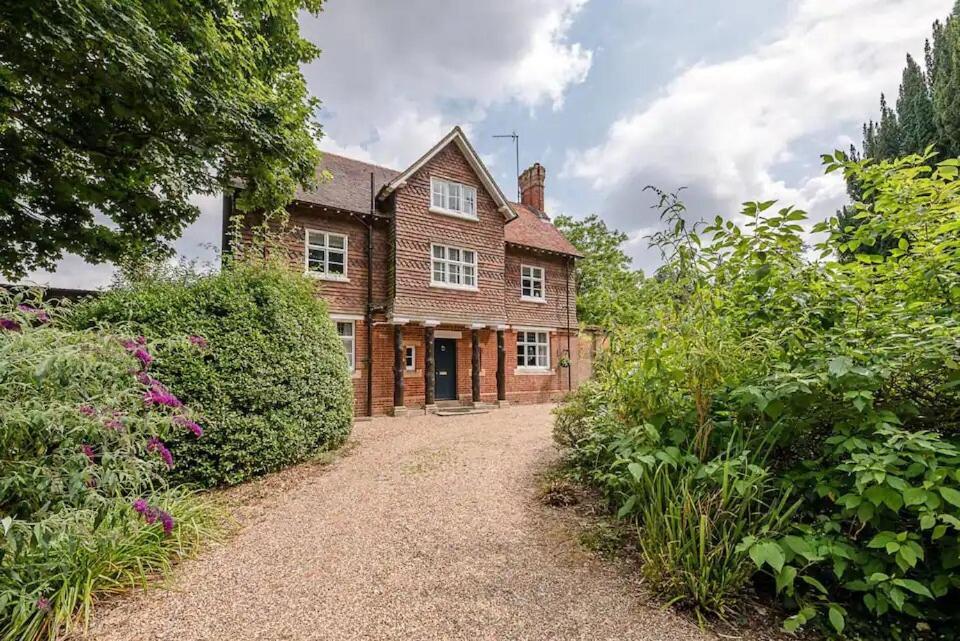 Gardener'S Cottage In Nowton Park, Bury St Edmunds - Pass The Keys Bury St. Edmunds Exterior photo